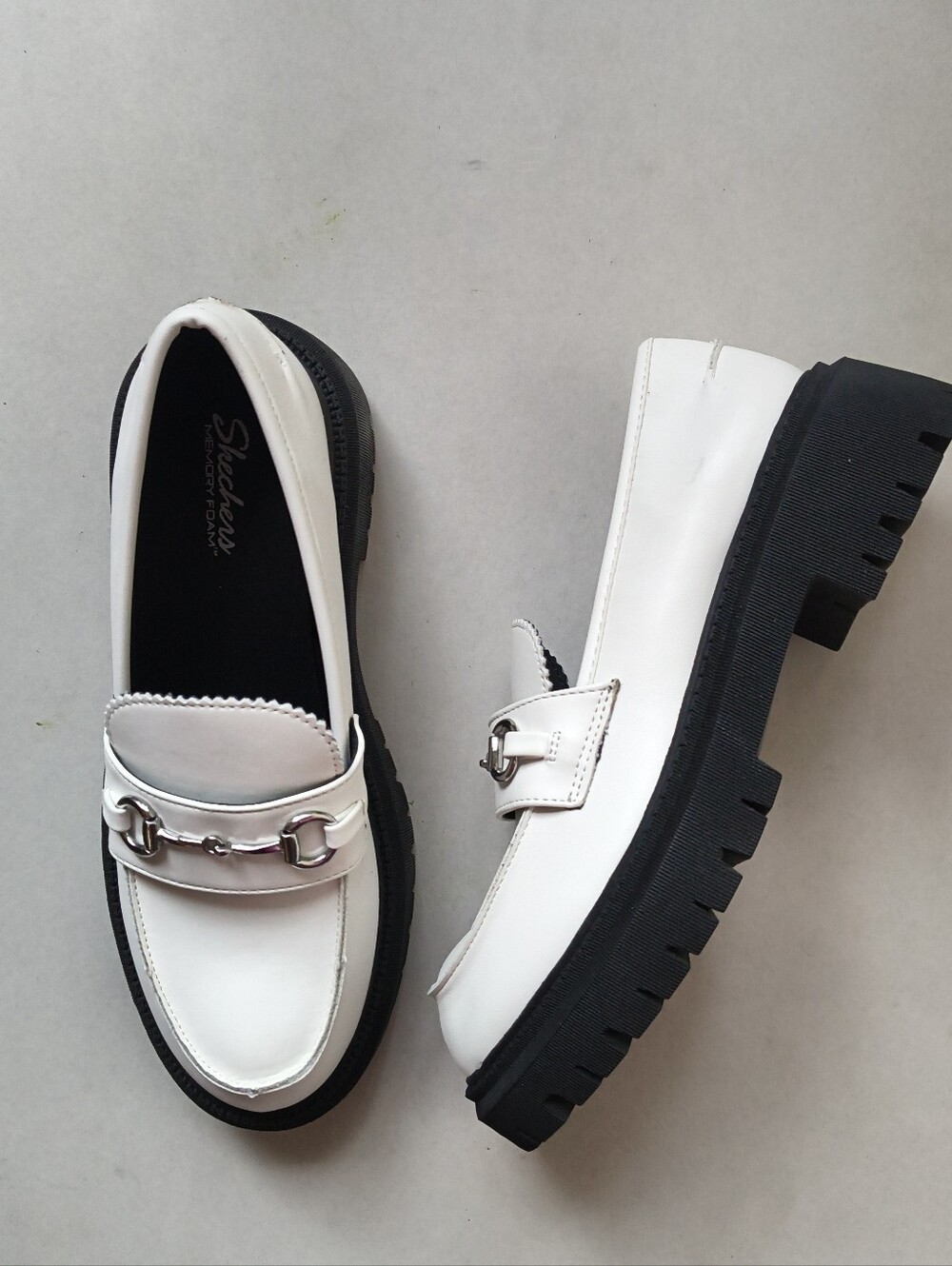 Skechers White Lug Sole Bit Loafers Chunky Platform Size 7.5